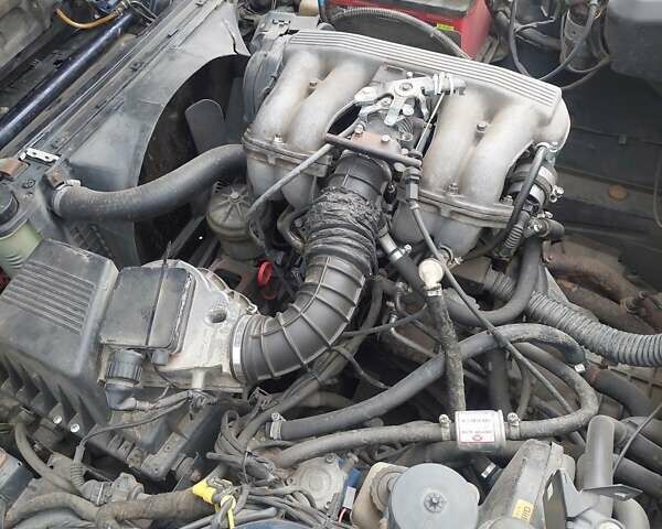 Синий БМВ 5 Серия, объемом двигателя 1.8 л и пробегом 470 тыс. км за 2500 $, фото 4 на Automoto.ua