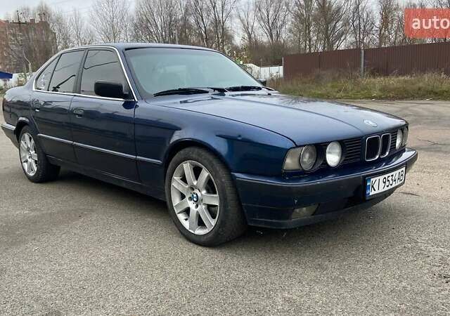 Синий БМВ 5 Серия, объемом двигателя 2 л и пробегом 500 тыс. км за 2700 $, фото 2 на Automoto.ua