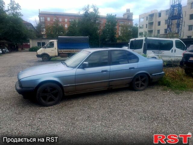 Синий БМВ 5 Серия, объемом двигателя 2 л и пробегом 200 тыс. км за 1500 $, фото 3 на Automoto.ua