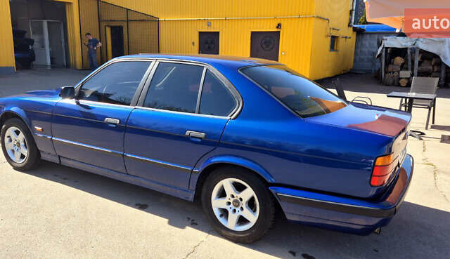 Синій БМВ 5 Серія, об'ємом двигуна 2.44 л та пробігом 450 тис. км за 4000 $, фото 3 на Automoto.ua