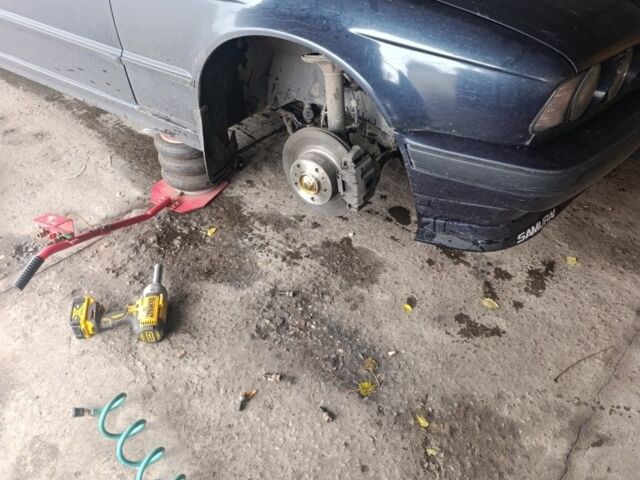 Синій БМВ 5 Серія, об'ємом двигуна 2.5 л та пробігом 3 тис. км за 2999 $, фото 5 на Automoto.ua