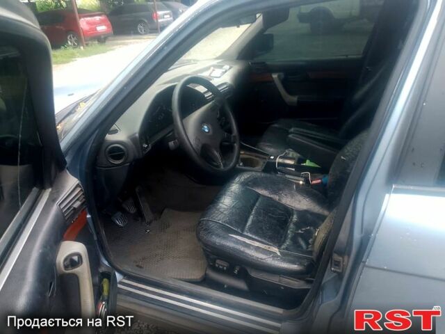 Синий БМВ 5 Серия, объемом двигателя 2 л и пробегом 200 тыс. км за 1500 $, фото 2 на Automoto.ua