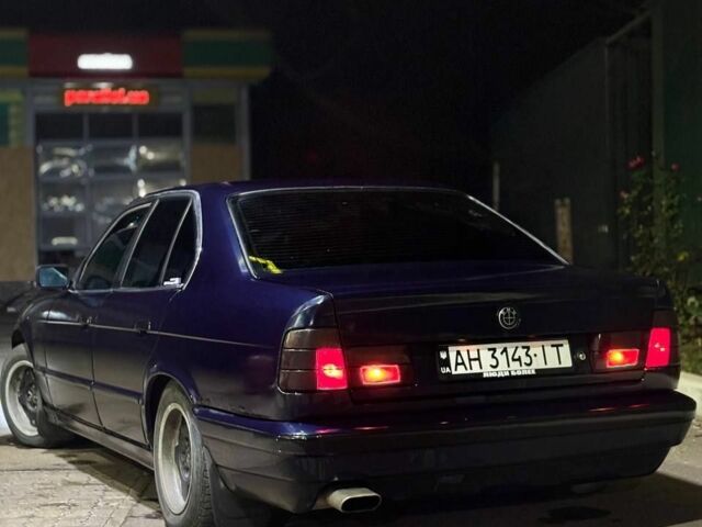 Синій БМВ 5 Серія, об'ємом двигуна 2.5 л та пробігом 3 тис. км за 2999 $, фото 6 на Automoto.ua