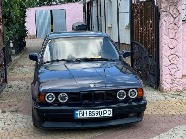 Синий БМВ 5 Серия, объемом двигателя 2 л и пробегом 350 тыс. км за 2000 $, фото 4 на Automoto.ua