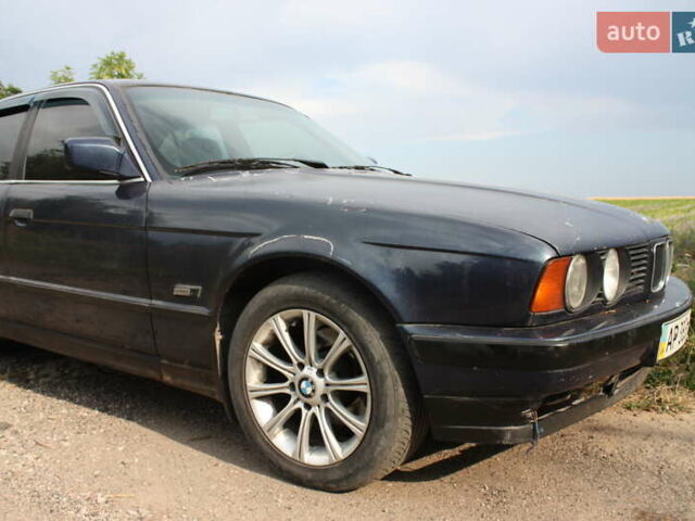 Синий БМВ 5 Серия, объемом двигателя 2 л и пробегом 900 тыс. км за 2300 $, фото 5 на Automoto.ua