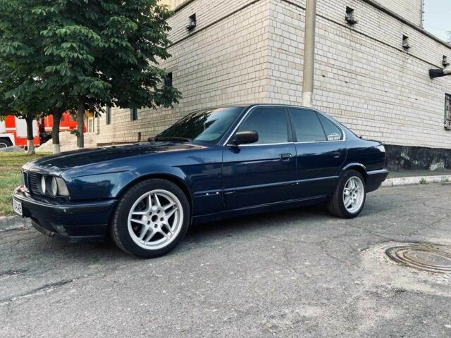 Синій БМВ 5 Серія, об'ємом двигуна 2 л та пробігом 500 тис. км за 2800 $, фото 3 на Automoto.ua