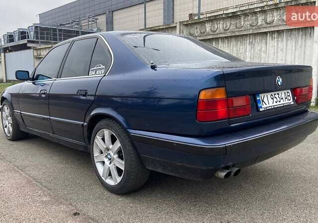 Синий БМВ 5 Серия, объемом двигателя 2 л и пробегом 500 тыс. км за 2700 $, фото 4 на Automoto.ua