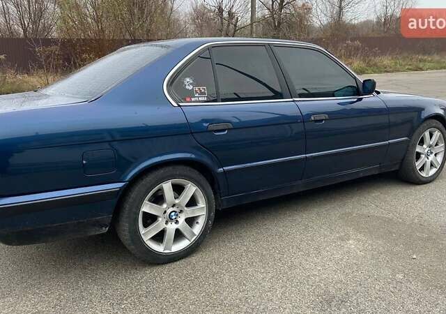 Синий БМВ 5 Серия, объемом двигателя 2 л и пробегом 500 тыс. км за 2700 $, фото 3 на Automoto.ua