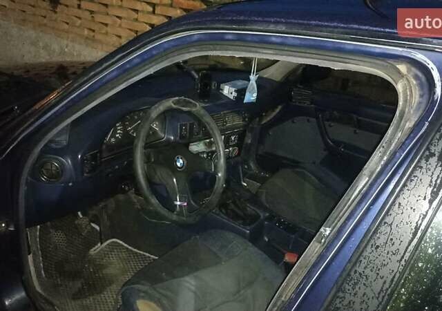 Синий БМВ 5 Серия, объемом двигателя 2.49 л и пробегом 450 тыс. км за 800 $, фото 3 на Automoto.ua