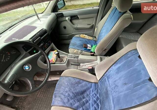 Синий БМВ 5 Серия, объемом двигателя 2 л и пробегом 500 тыс. км за 2700 $, фото 6 на Automoto.ua