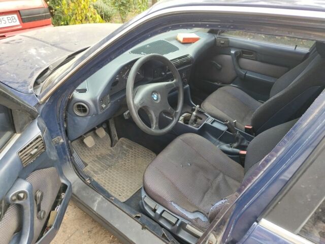 Синій БМВ 5 Серія, об'ємом двигуна 2 л та пробігом 200 тис. км за 500 $, фото 7 на Automoto.ua