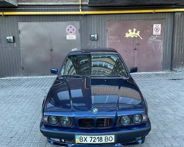 Синий БМВ 5 Серия, объемом двигателя 3.5 л и пробегом 260 тыс. км за 3600 $, фото 7 на Automoto.ua