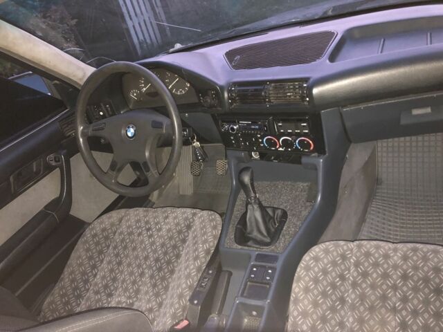 Синий БМВ 5 Серия, объемом двигателя 2 л и пробегом 30 тыс. км за 2299 $, фото 3 на Automoto.ua