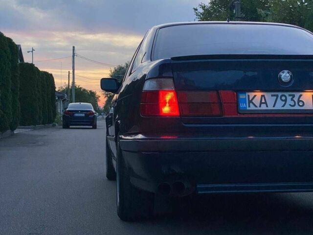 Синій БМВ 5 Серія, об'ємом двигуна 2.5 л та пробігом 530 тис. км за 3300 $, фото 3 на Automoto.ua