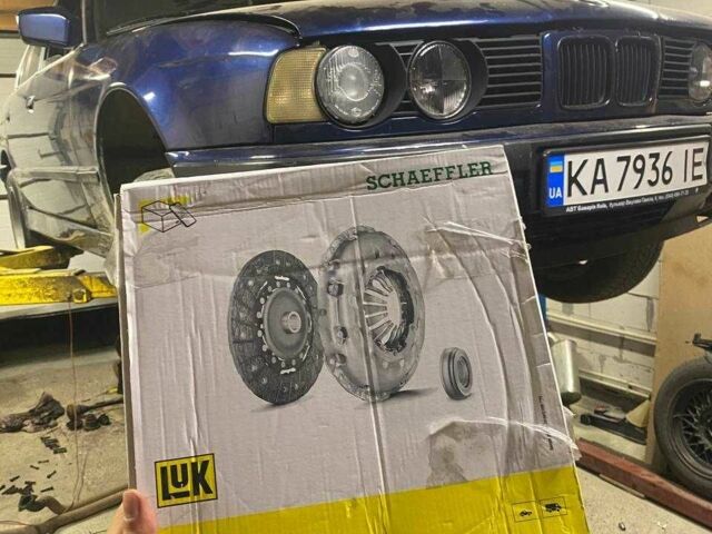 Синій БМВ 5 Серія, об'ємом двигуна 2.5 л та пробігом 530 тис. км за 3300 $, фото 20 на Automoto.ua