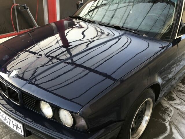 Синий БМВ 5 Серия, объемом двигателя 2 л и пробегом 30 тыс. км за 2299 $, фото 6 на Automoto.ua