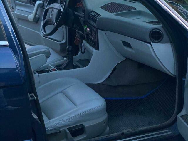 Синій БМВ 5 Серія, об'ємом двигуна 2.5 л та пробігом 530 тис. км за 3300 $, фото 8 на Automoto.ua