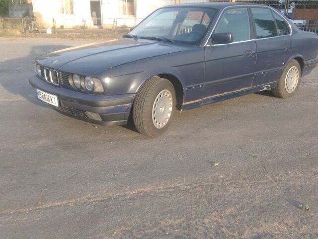 Синий БМВ 5 Серия, объемом двигателя 2 л и пробегом 303 тыс. км за 2500 $, фото 1 на Automoto.ua