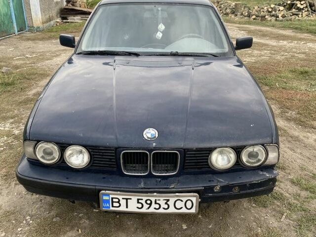 Синий БМВ 5 Серия, объемом двигателя 1.8 л и пробегом 310 тыс. км за 1200 $, фото 1 на Automoto.ua