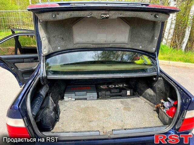 Синий БМВ 5 Серия, объемом двигателя 2 л и пробегом 670 тыс. км за 2800 $, фото 5 на Automoto.ua