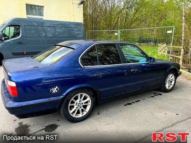 Синий БМВ 5 Серия, объемом двигателя 2 л и пробегом 670 тыс. км за 2800 $, фото 3 на Automoto.ua