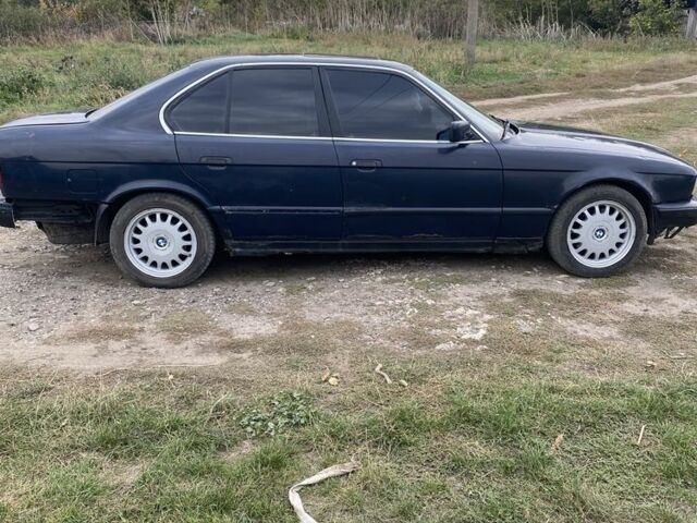 Синий БМВ 5 Серия, объемом двигателя 1.8 л и пробегом 310 тыс. км за 1200 $, фото 6 на Automoto.ua