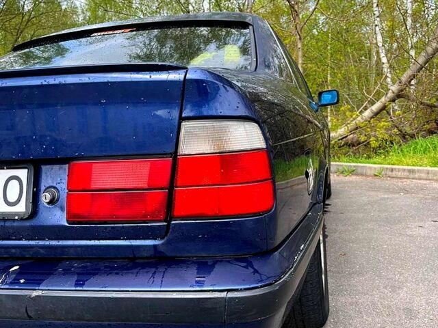 Синий БМВ 5 Серия, объемом двигателя 2 л и пробегом 670 тыс. км за 2800 $, фото 1 на Automoto.ua