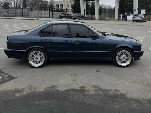 Синій БМВ 5 Серія, об'ємом двигуна 2.5 л та пробігом 300 тис. км за 2500 $, фото 4 на Automoto.ua