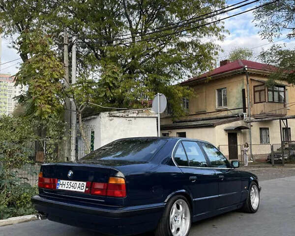 Синій БМВ 5 Серія, об'ємом двигуна 2.3 л та пробігом 295 тис. км за 5000 $, фото 6 на Automoto.ua