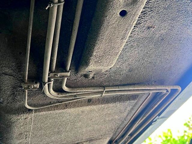 Синій БМВ 5 Серія, об'ємом двигуна 2 л та пробігом 570 тис. км за 3450 $, фото 3 на Automoto.ua