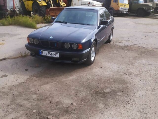 Синий БМВ 5 Серия, объемом двигателя 1.8 л и пробегом 1000 тыс. км за 3000 $, фото 8 на Automoto.ua