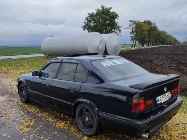 Синий БМВ 5 Серия, объемом двигателя 2.5 л и пробегом 488 тыс. км за 2000 $, фото 1 на Automoto.ua