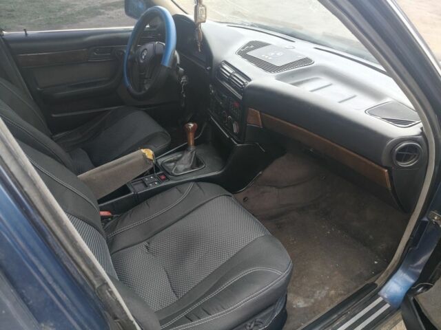 Синій БМВ 5 Серія, об'ємом двигуна 2 л та пробігом 2 тис. км за 1400 $, фото 2 на Automoto.ua