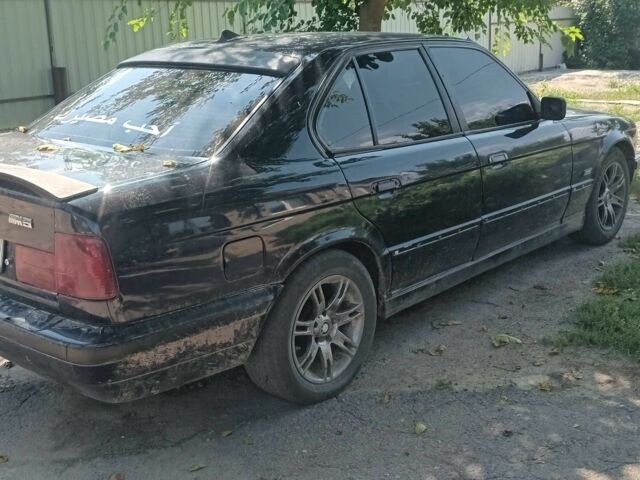 Синий БМВ 5 Серия, объемом двигателя 2.5 л и пробегом 540 тыс. км за 3000 $, фото 2 на Automoto.ua