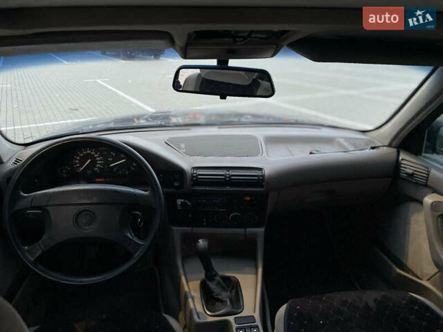 Синий БМВ 5 Серия, объемом двигателя 1.8 л и пробегом 377 тыс. км за 1350 $, фото 9 на Automoto.ua