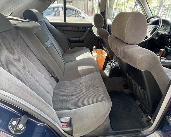 Синій БМВ 5 Серія, об'ємом двигуна 2.3 л та пробігом 295 тис. км за 5000 $, фото 14 на Automoto.ua