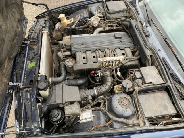 Синій БМВ 5 Серія, об'ємом двигуна 2 л та пробігом 300 тис. км за 2200 $, фото 20 на Automoto.ua