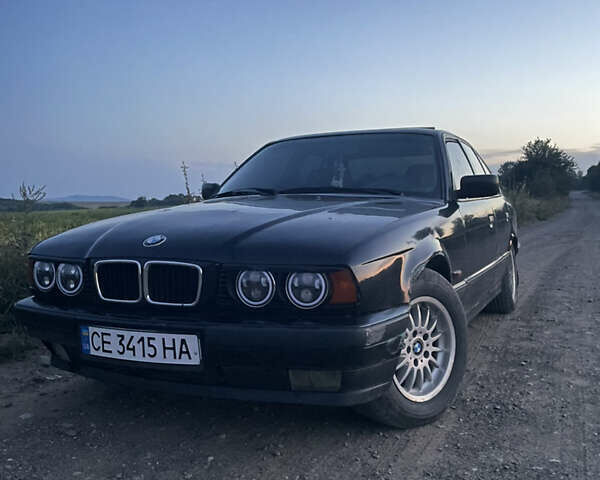 Синий БМВ 5 Серия, объемом двигателя 2.5 л и пробегом 469 тыс. км за 2499 $, фото 1 на Automoto.ua