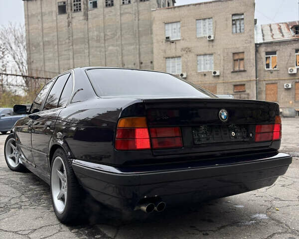 Синий БМВ 5 Серия, объемом двигателя 2 л и пробегом 500 тыс. км за 3750 $, фото 11 на Automoto.ua