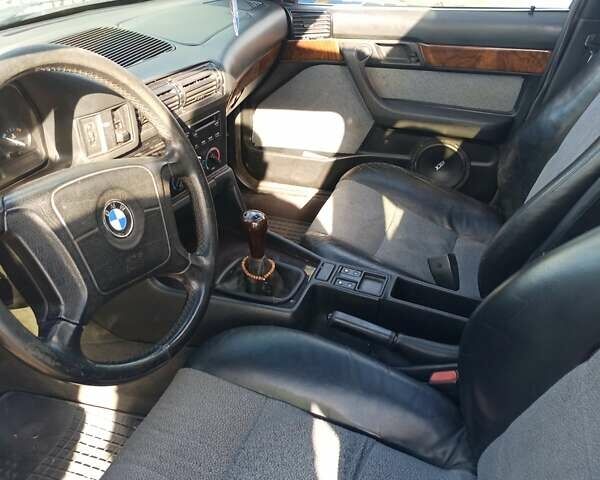 Синий БМВ 5 Серия, объемом двигателя 2.49 л и пробегом 370 тыс. км за 3400 $, фото 5 на Automoto.ua