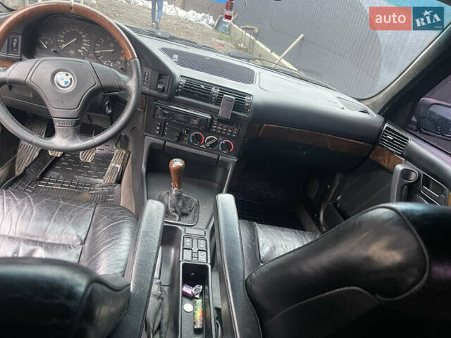 Синий БМВ 5 Серия, объемом двигателя 2.5 л и пробегом 552 тыс. км за 3500 $, фото 8 на Automoto.ua