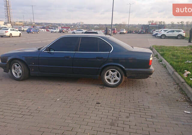 Синій БМВ 5 Серія, об'ємом двигуна 0 л та пробігом 310 тис. км за 5000 $, фото 2 на Automoto.ua