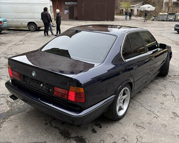 Синий БМВ 5 Серия, объемом двигателя 2 л и пробегом 500 тыс. км за 3750 $, фото 12 на Automoto.ua