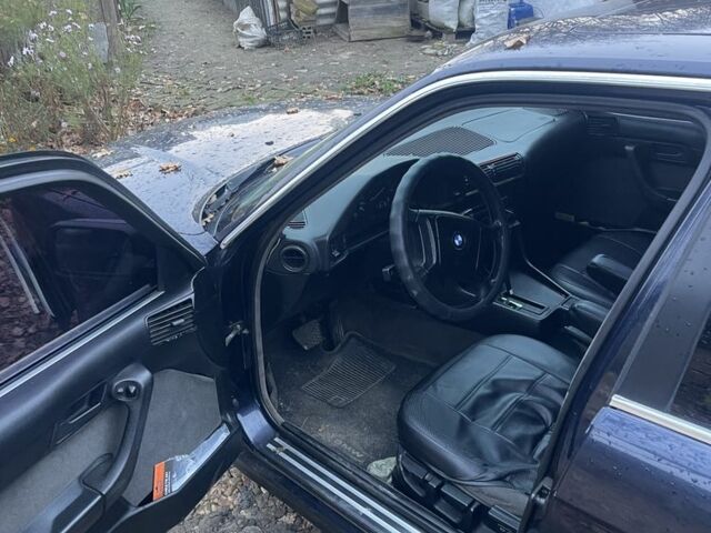 Синій БМВ 5 Серія, об'ємом двигуна 2 л та пробігом 320 тис. км за 2500 $, фото 5 на Automoto.ua