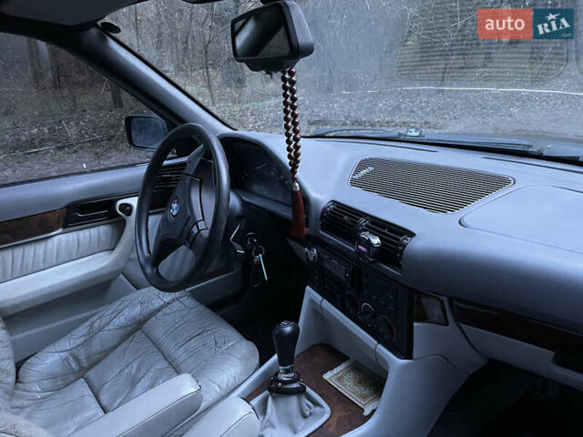 Синий БМВ 5 Серия, объемом двигателя 2 л и пробегом 362 тыс. км за 4100 $, фото 10 на Automoto.ua