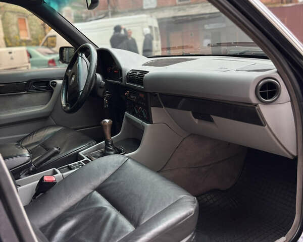 Синий БМВ 5 Серия, объемом двигателя 2 л и пробегом 500 тыс. км за 3750 $, фото 16 на Automoto.ua