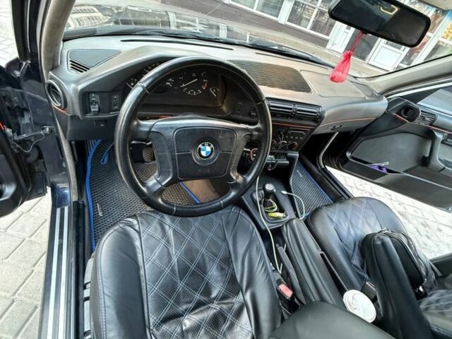 Синий БМВ 5 Серия, объемом двигателя 2 л и пробегом 437 тыс. км за 3200 $, фото 5 на Automoto.ua