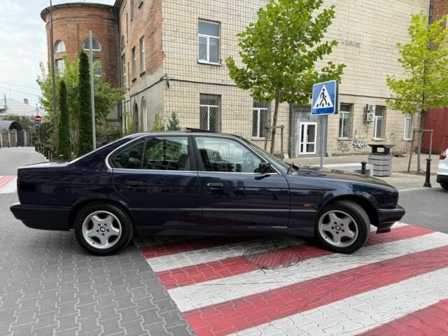 Синій БМВ 5 Серія, об'ємом двигуна 2 л та пробігом 496 тис. км за 4100 $, фото 5 на Automoto.ua