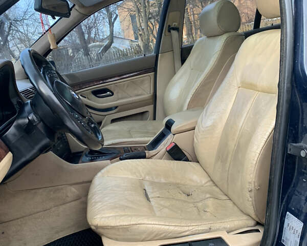 Синій БМВ 5 Серія, об'ємом двигуна 2.49 л та пробігом 200 тис. км за 3500 $, фото 9 на Automoto.ua