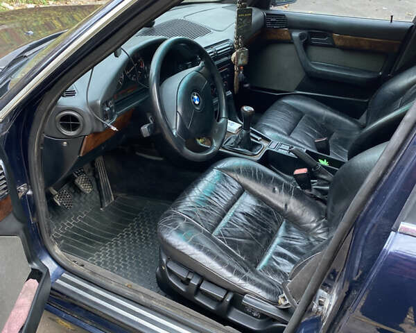 Синій БМВ 5 Серія, об'ємом двигуна 3 л та пробігом 350 тис. км за 5500 $, фото 10 на Automoto.ua